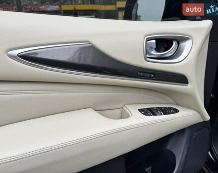 Черный Инфинити QX60, объемом двигателя 3.5 л и пробегом 167 тыс. км за 17700 $, фото 41 на Automoto.ua