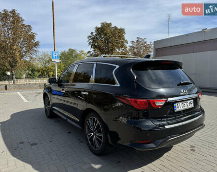 Черный Инфинити QX60, объемом двигателя 3.5 л и пробегом 195 тыс. км за 19000 $, фото 5 на Automoto.ua