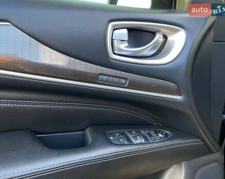 Черный Инфинити QX60, объемом двигателя 3.5 л и пробегом 147 тыс. км за 15990 $, фото 18 на Automoto.ua