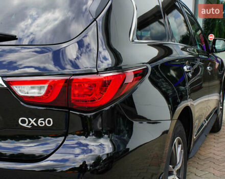 Черный Инфинити QX60, объемом двигателя 3.5 л и пробегом 101 тыс. км за 17999 $, фото 3 на Automoto.ua