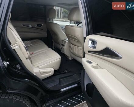 Чорний Інфініті QX60, об'ємом двигуна 3.5 л та пробігом 123 тис. км за 16800 $, фото 16 на Automoto.ua
