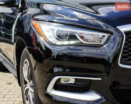 Черный Инфинити QX60, объемом двигателя 3.5 л и пробегом 101 тыс. км за 17400 $, фото 1 на Automoto.ua