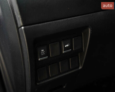 Черный Инфинити QX60, объемом двигателя 3.5 л и пробегом 101 тыс. км за 17400 $, фото 19 на Automoto.ua