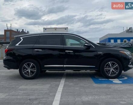 Черный Инфинити QX60, объемом двигателя 2.49 л и пробегом 99 тыс. км за 27990 $, фото 10 на Automoto.ua