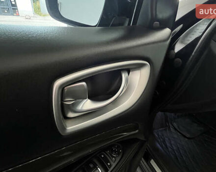 Черный Инфинити QX60, объемом двигателя 3.5 л и пробегом 163 тыс. км за 27000 $, фото 16 на Automoto.ua