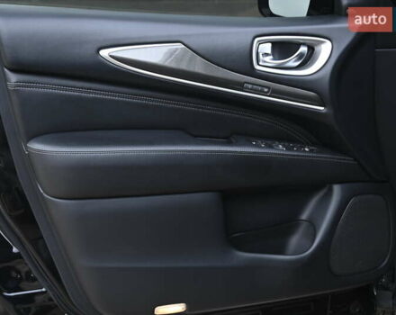 Чорний Інфініті QX60, об'ємом двигуна 3.5 л та пробігом 77 тис. км за 21999 $, фото 21 на Automoto.ua