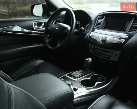 Чорний Інфініті QX60, об'ємом двигуна 3.5 л та пробігом 77 тис. км за 21999 $, фото 37 на Automoto.ua