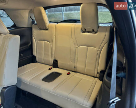 Черный Инфинити QX60, объемом двигателя 3.5 л и пробегом 34 тыс. км за 36500 $, фото 10 на Automoto.ua