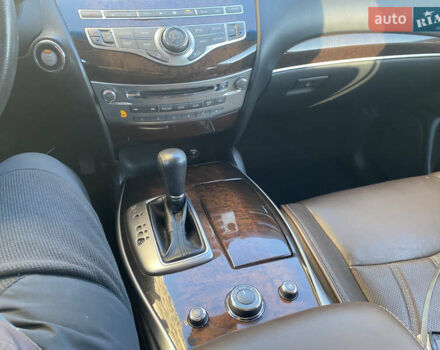 Красный Инфинити QX60, объемом двигателя 2.5 л и пробегом 98 тыс. км за 18000 $, фото 4 на Automoto.ua