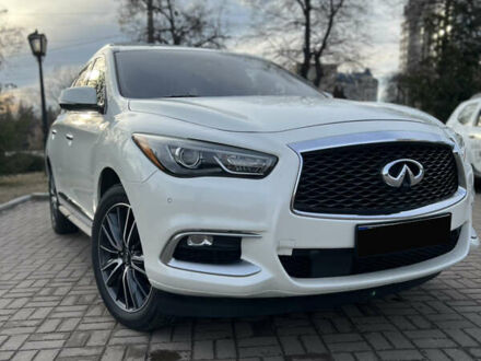 Інфініті QX60 2016 у Сумах на Automoto.ua Інфініті QX60, об'ємом двигуна 3.5 л та пробігом 81 тис. км за 23700 $, фото 1 на Automoto.ua