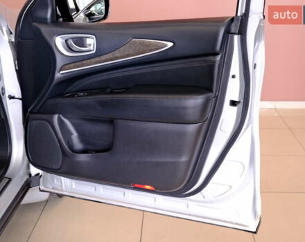 Серый Инфинити QX60, объемом двигателя 3.5 л и пробегом 173 тыс. км за 12900 $, фото 45 на Automoto.ua