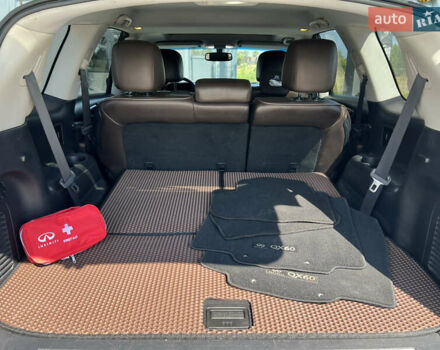 Серый Инфинити QX60, объемом двигателя 3.5 л и пробегом 244 тыс. км за 15000 $, фото 12 на Automoto.ua