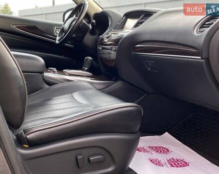 Серый Инфинити QX60, объемом двигателя 3.5 л и пробегом 151 тыс. км за 12500 $, фото 18 на Automoto.ua