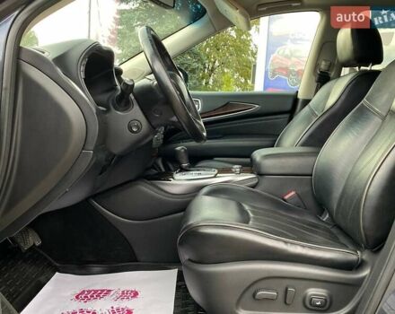 Серый Инфинити QX60, объемом двигателя 3.5 л и пробегом 151 тыс. км за 12500 $, фото 10 на Automoto.ua