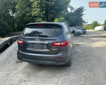 Серый Инфинити QX60, объемом двигателя 2.5 л и пробегом 240 тыс. км за 8800 $, фото 3 на Automoto.ua
