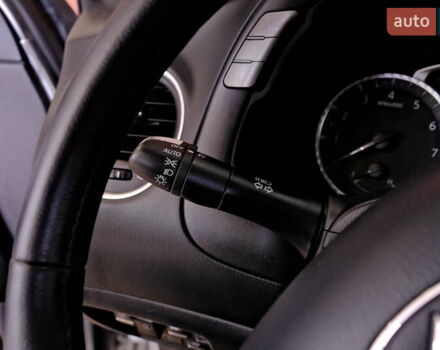 Серый Инфинити QX60, объемом двигателя 3.5 л и пробегом 173 тыс. км за 12900 $, фото 22 на Automoto.ua