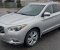 Серый Инфинити QX60, объемом двигателя 2.5 л и пробегом 170 тыс. км за 12000 $, фото 1 на Automoto.ua