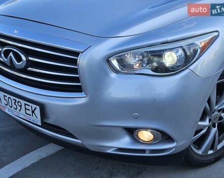 Серый Инфинити QX60, объемом двигателя 3.5 л и пробегом 186 тыс. км за 14300 $, фото 4 на Automoto.ua