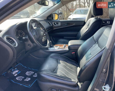 Сірий Інфініті QX60, об'ємом двигуна 0 л та пробігом 178 тис. км за 12800 $, фото 4 на Automoto.ua