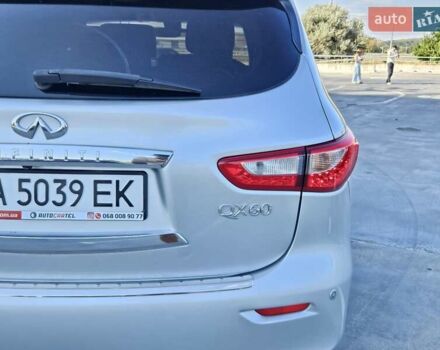 Серый Инфинити QX60, объемом двигателя 3.5 л и пробегом 186 тыс. км за 14300 $, фото 13 на Automoto.ua