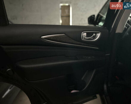 Серый Инфинити QX60, объемом двигателя 3.5 л и пробегом 202 тыс. км за 16500 $, фото 14 на Automoto.ua