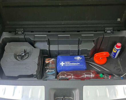 Инфинити QX60 2015 в Броварах на Automoto.ua Серый Инфинити QX60, объемом двигателя 3.5 л и пробегом 160 тыс. км за 14500 $, фото 19 на Automoto.ua