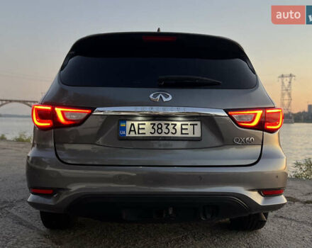 Серый Инфинити QX60, объемом двигателя 3.5 л и пробегом 161 тыс. км за 23000 $, фото 5 на Automoto.ua