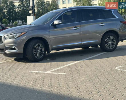 Серый Инфинити QX60, объемом двигателя 3.5 л и пробегом 248 тыс. км за 17300 $, фото 5 на Automoto.ua