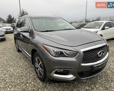 Серый Инфинити QX60, объемом двигателя 3.5 л и пробегом 204 тыс. км за 16500 $, фото 1 на Automoto.ua