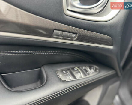 Серый Инфинити QX60, объемом двигателя 3.5 л и пробегом 190 тыс. км за 17900 $, фото 9 на Automoto.ua