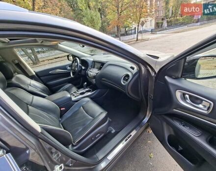 Серый Инфинити QX60, объемом двигателя 3.5 л и пробегом 100 тыс. км за 18700 $, фото 12 на Automoto.ua