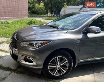 Серый Инфинити QX60, объемом двигателя 3.5 л и пробегом 80 тыс. км за 18700 $, фото 5 на Automoto.ua