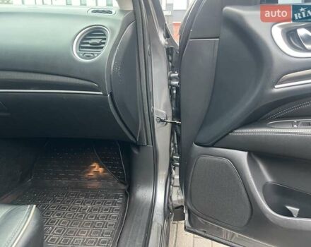 Серый Инфинити QX60, объемом двигателя 3.5 л и пробегом 143 тыс. км за 17500 $, фото 14 на Automoto.ua