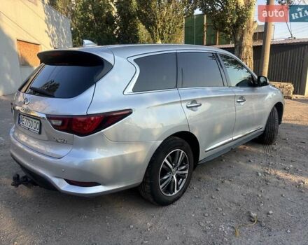 Серый Инфинити QX60, объемом двигателя 3.5 л и пробегом 175 тыс. км за 17500 $, фото 2 на Automoto.ua