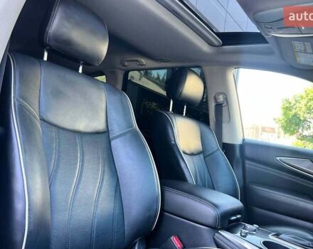 Сірий Інфініті QX60, об'ємом двигуна 3.5 л та пробігом 97 тис. км за 24000 $, фото 16 на Automoto.ua