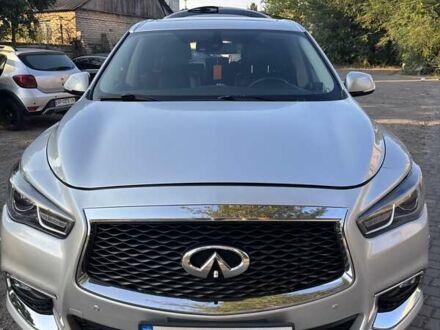 Серый Инфинити QX60, объемом двигателя 3.5 л и пробегом 175 тыс. км за 17500 $, фото 1 на Automoto.ua