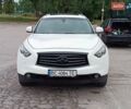 Белый Инфинити QX70, объемом двигателя 2.99 л и пробегом 210 тыс. км за 16600 $, фото 9 на Automoto.ua