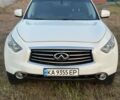 Белый Инфинити QX70, объемом двигателя 3.7 л и пробегом 154 тыс. км за 15200 $, фото 1 на Automoto.ua
