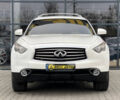 Белый Инфинити QX70, объемом двигателя 3.7 л и пробегом 254 тыс. км за 22300 $, фото 1 на Automoto.ua