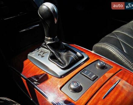 Белый Инфинити QX70, объемом двигателя 3.7 л и пробегом 141 тыс. км за 19900 $, фото 13 на Automoto.ua