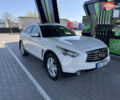 Белый Инфинити QX70, объемом двигателя 3.7 л и пробегом 173 тыс. км за 17500 $, фото 1 на Automoto.ua