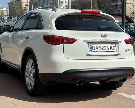 Білий Інфініті QX70, об'ємом двигуна 3 л та пробігом 66 тис. км за 31300 $, фото 5 на Automoto.ua