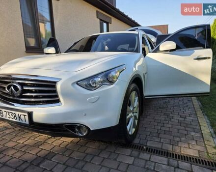 Белый Инфинити QX70, объемом двигателя 2.99 л и пробегом 110 тыс. км за 17999 $, фото 33 на Automoto.ua