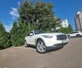Белый Инфинити QX70, объемом двигателя 2.99 л и пробегом 105 тыс. км за 16950 $, фото 1 на Automoto.ua