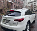Белый Инфинити QX70, объемом двигателя 3.7 л и пробегом 51 тыс. км за 22500 $, фото 9 на Automoto.ua