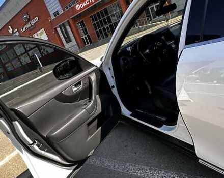 Білий Інфініті QX70, об'ємом двигуна 2.99 л та пробігом 166 тис. км за 23500 $, фото 13 на Automoto.ua