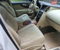 Белый Инфинити QX70, объемом двигателя 3.7 л и пробегом 70 тыс. км за 22700 $, фото 25 на Automoto.ua