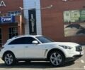 Білий Інфініті QX70, об'ємом двигуна 2.99 л та пробігом 166 тис. км за 23500 $, фото 17 на Automoto.ua