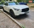 Белый Инфинити QX70, объемом двигателя 3.7 л и пробегом 70 тыс. км за 22700 $, фото 4 на Automoto.ua