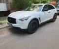 Белый Инфинити QX70, объемом двигателя 3.7 л и пробегом 70 тыс. км за 22700 $, фото 1 на Automoto.ua